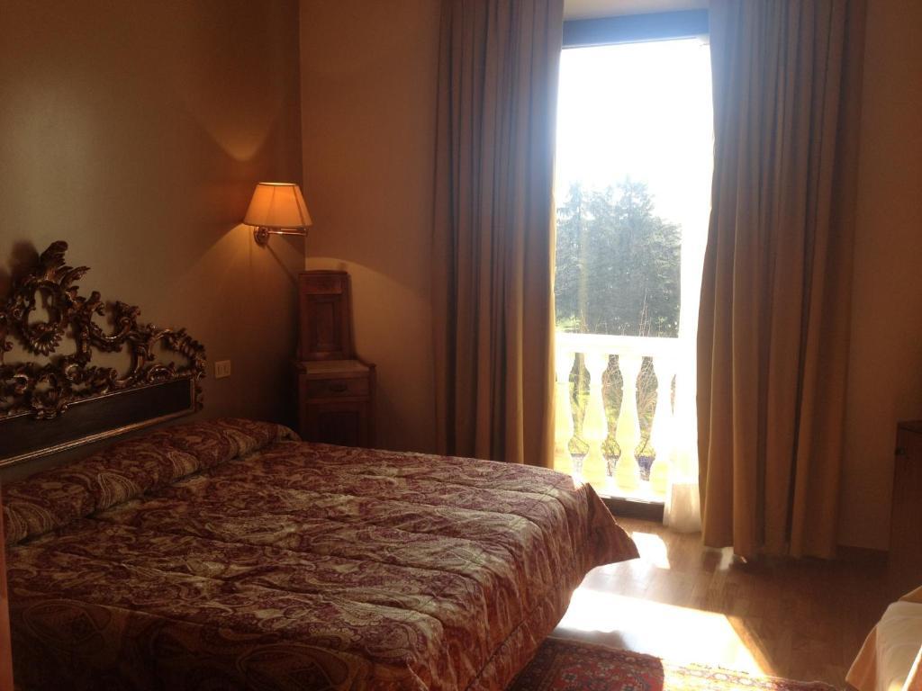 Villa Belvedere 1849 Misano di Gera d'Adda Luaran gambar